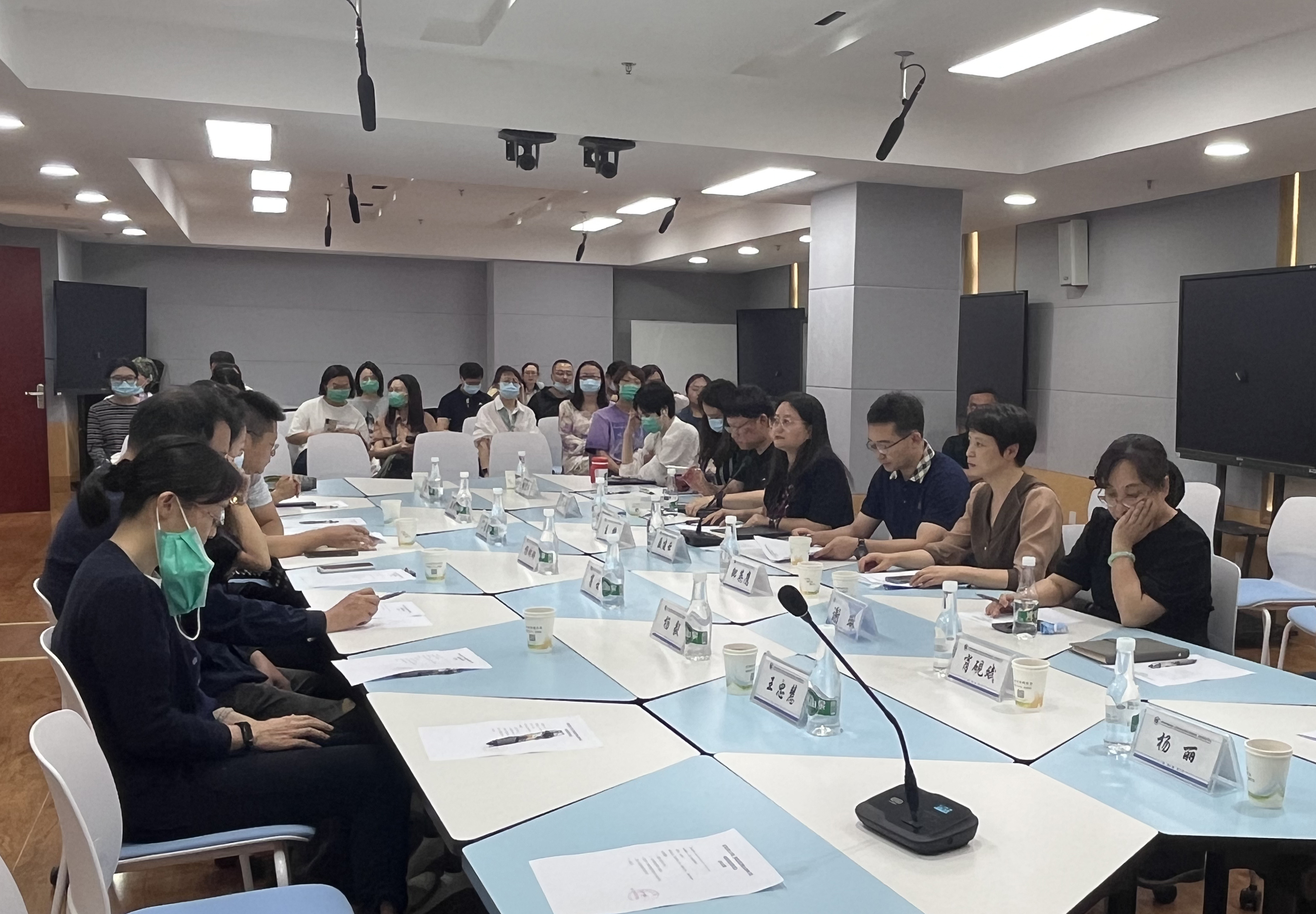 cf0410b7137df820e3c128f538c1423 拷贝